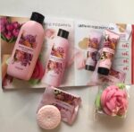 ژل دوش مجیک گاردن اوریفلیم BATH & SHOWER Magic Garden Shower Gel