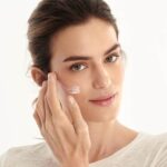 کرم صورت اسنشیالز ویتامینه اوریفلیم Glow Essentials Face Cream with Vitamins E & B3 SPF 10 Oriflame