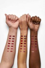 رژ لب مدادی مات گلدن رز Golden Rose شیکولات