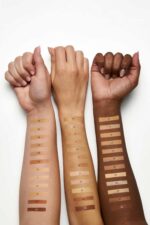 کرم پودر مدل Total Cover با حجم 30 میلی لیتر و SPF 15 شماره 15 گلدن رز Golden Rose شیکولات