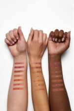 رژگونه مدل Terracotta شماره 04 گلدن رز Golden Rose شیکولات