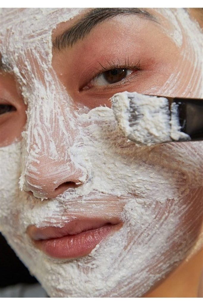 ماسک روشن کننده و پاک کننده جینسینگ و برنج چینی 75 میلی لیتر بادی شاپ The body shop شیکولات